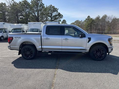 New 2025 Ford F150 XLT w/ Equipment Group 302A MID image 6