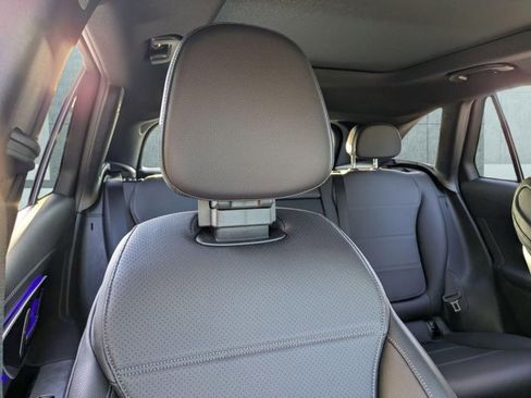 Used 2024 Mercedes-Benz GLC 300 4MATIC image 14