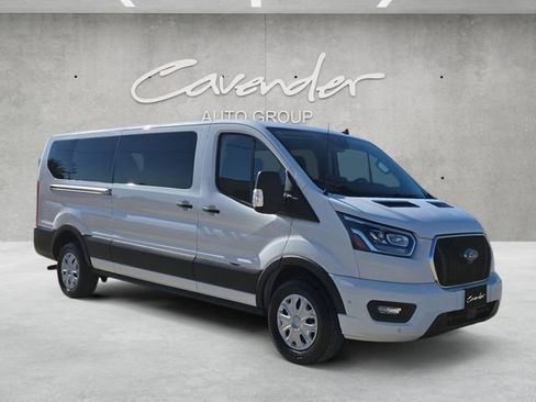 Used 2023 Ford Transit 350 XLT image 2