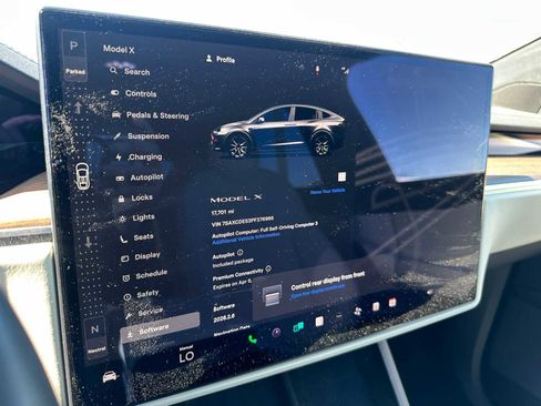 Used 2023 Tesla Model X image 12