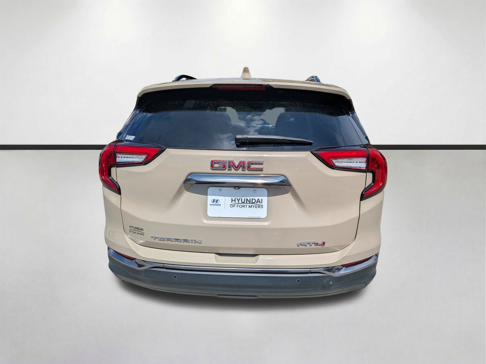 Used 2022 GMC Terrain AT4 w/ Infotainment Package II AWD/4WD image 5