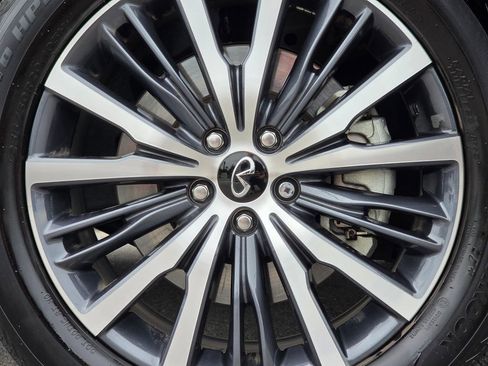 Used 2025 INFINITI QX60 Sensory w/ Vision Package AWD/4WD image 24
