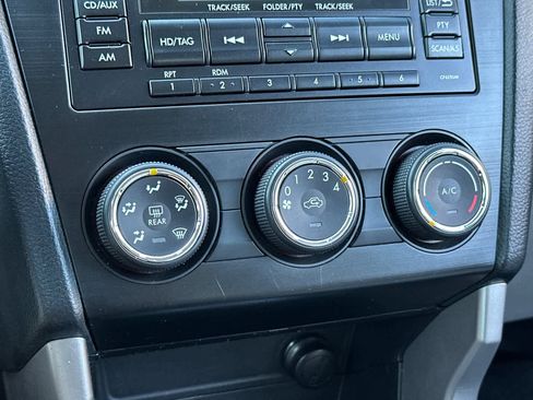 Used 2015 Subaru Forester 2.5i Premium w/ All-Weather Package image 19