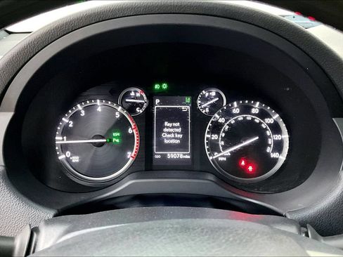 Used 2022 Lexus GX 460 Premium w/ Premium Plus Package AWD/4WD image 26