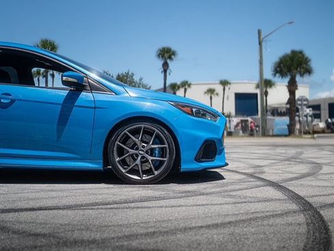 Used 2016 Ford Focus RS image 19