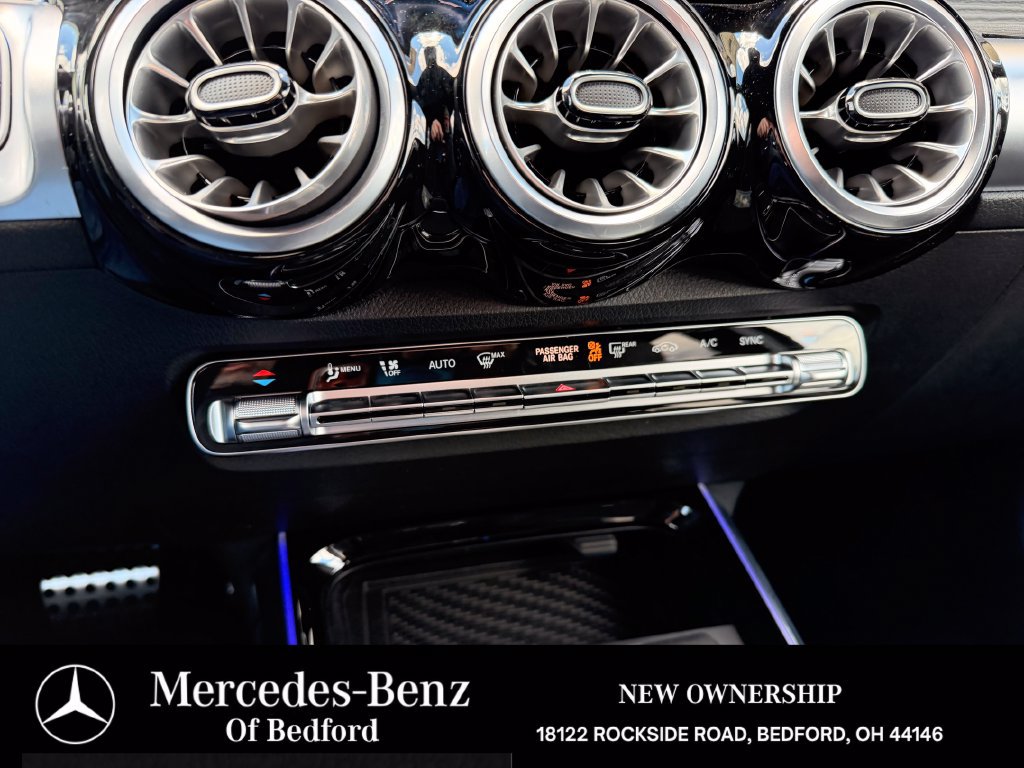 New 2026 Mercedes-Benz GLB 250 4MATIC image 17