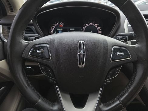 Used 2017 Lincoln MKC Reserve AWD/4WD image 12