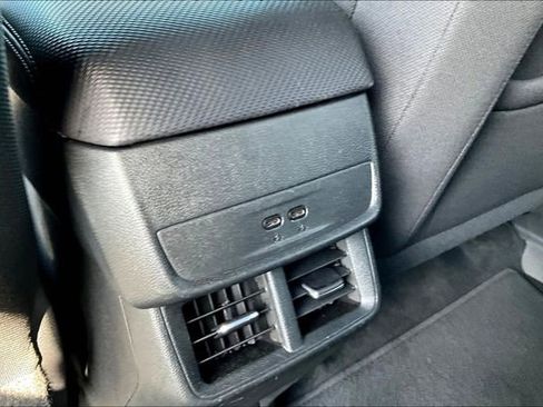 Used 2025 Chevrolet Equinox LT image 16