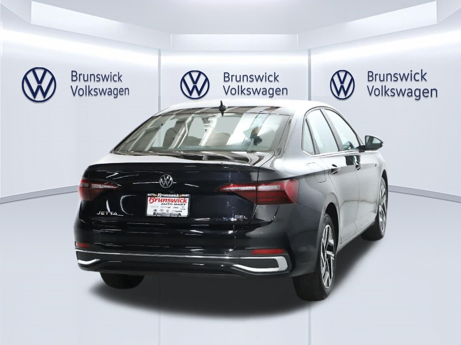 Used 2024 Volkswagen Jetta SEL FWD image 45