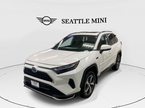 Used 2023 Toyota RAV4 SE w/ Weather & Moonroof Package AWD/4WD image 1