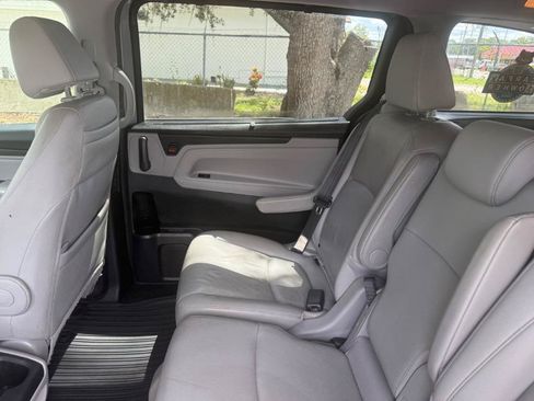 Used 2018 Honda Odyssey EX-L image 26