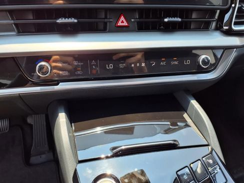 New 2025 Kia Sportage EX w/ EX Premium Package image 22