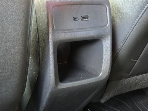 Used 2025 Chevrolet Trax RS w/ Driver Confidence Package FWD image 15