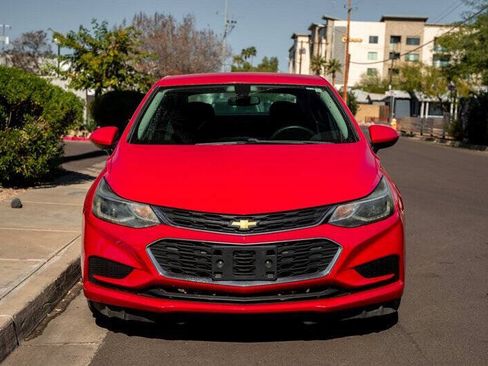 Used 2017 Chevrolet Cruze LT FWD image 8