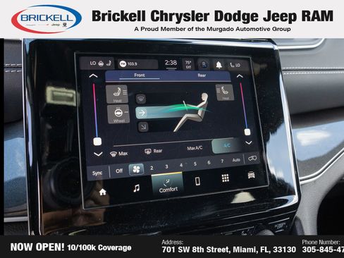 Used 2023 Jeep Grand Cherokee L Laredo image 37