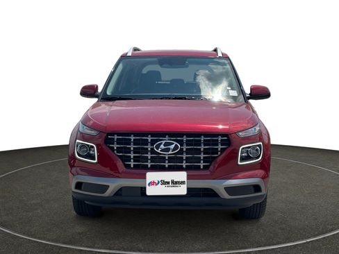 New 2025 Hyundai Venue Limited image 9