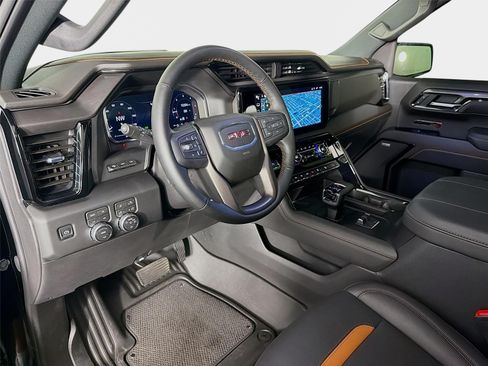 Certified 2026 GMC Sierra 1500 AT4 w/ AT4 Premium Package AWD/4WD image 9
