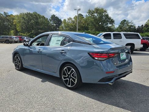 New 2025 Nissan Sentra SR w/ Trunk Package image 7