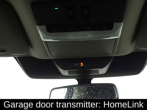 Used 2022 Nissan Pathfinder SL w/ SL Premium Package image 29