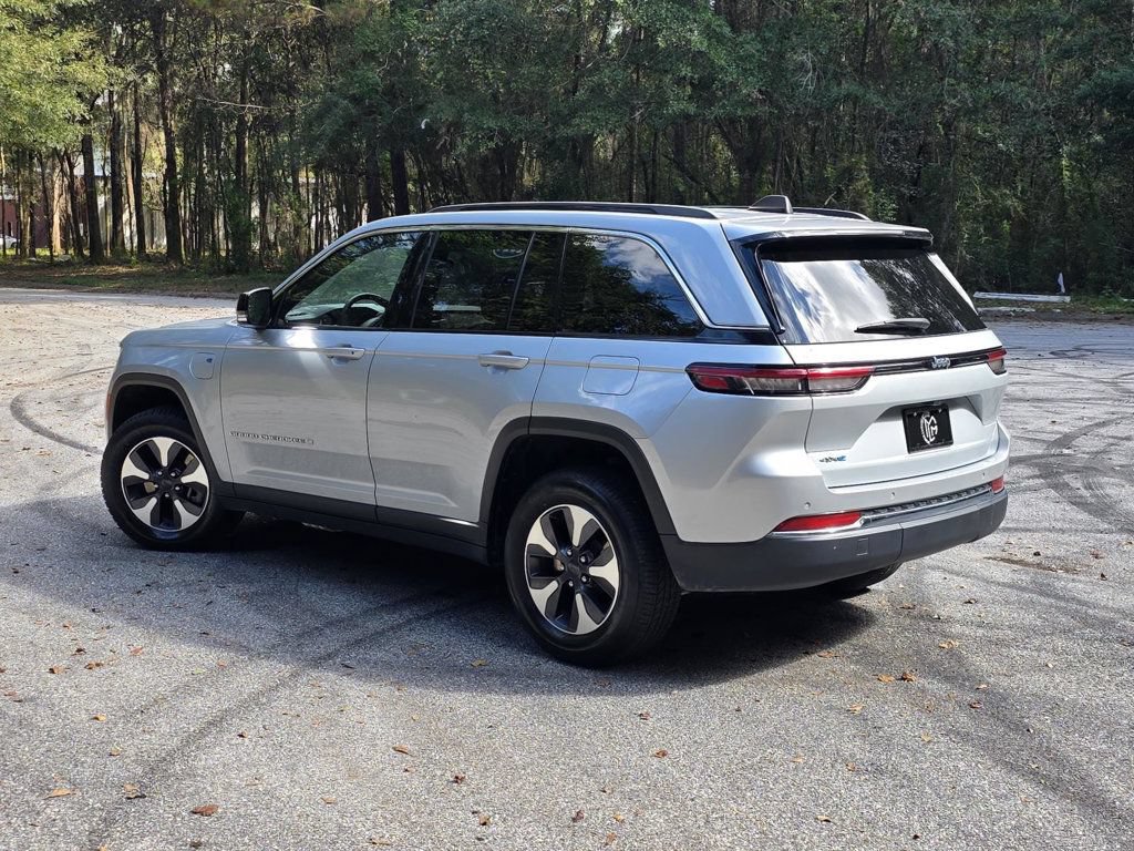 Used 2024 Jeep Grand Cherokee Limited 4xe AWD/4WD image 4
