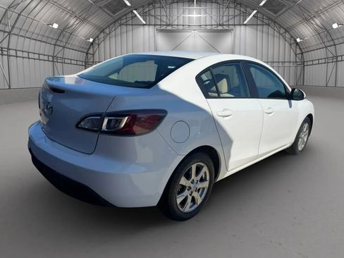 Used 2011 MAZDA MAZDA3 i Touring FWD image 6