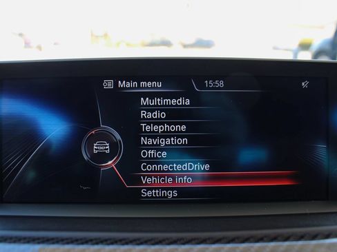 Used 2015 BMW M4 Coupe RWD image 31