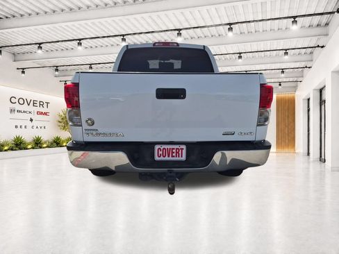 Used 2012 Toyota Tundra 4x4 CrewMax w/ SR5 Pkg image 11