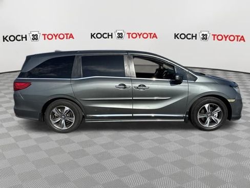 Used 2018 Honda Odyssey Touring image 9