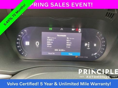 Certified 2023 Volvo XC60 B5 Plus w/ Climate Package AWD/4WD image 18