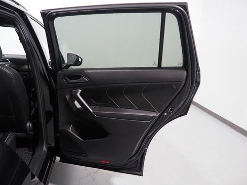 Used 2024 Volkswagen Tiguan SE R-Line FWD image 55