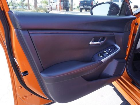 Certified 2024 Nissan Sentra SR FWD image 14