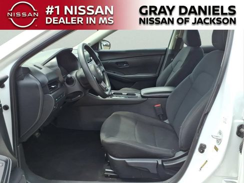Used 2024 Nissan Sentra S FWD image 22