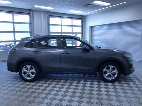 Used 2025 Honda HR-V LX image 34