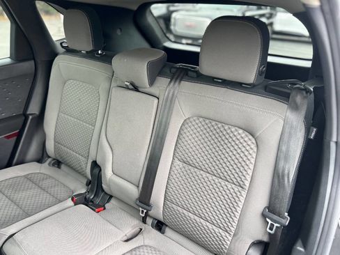 Used 2020 Ford Escape SE FWD image 17