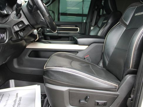 Used 2019 RAM 2500 Laramie w/ Night Edition image 18