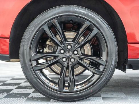 Used 2019 Ford Edge ST w/ Equipment Group 401A AWD/4WD image 21
