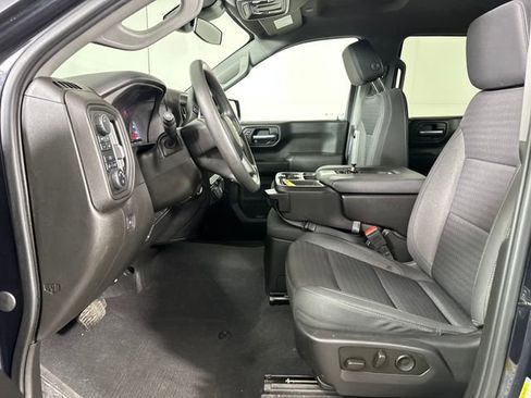 Used 2023 Chevrolet Silverado 1500 Custom image 11