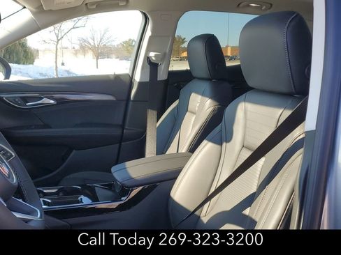 New 2025 Buick Envision Preferred image 21