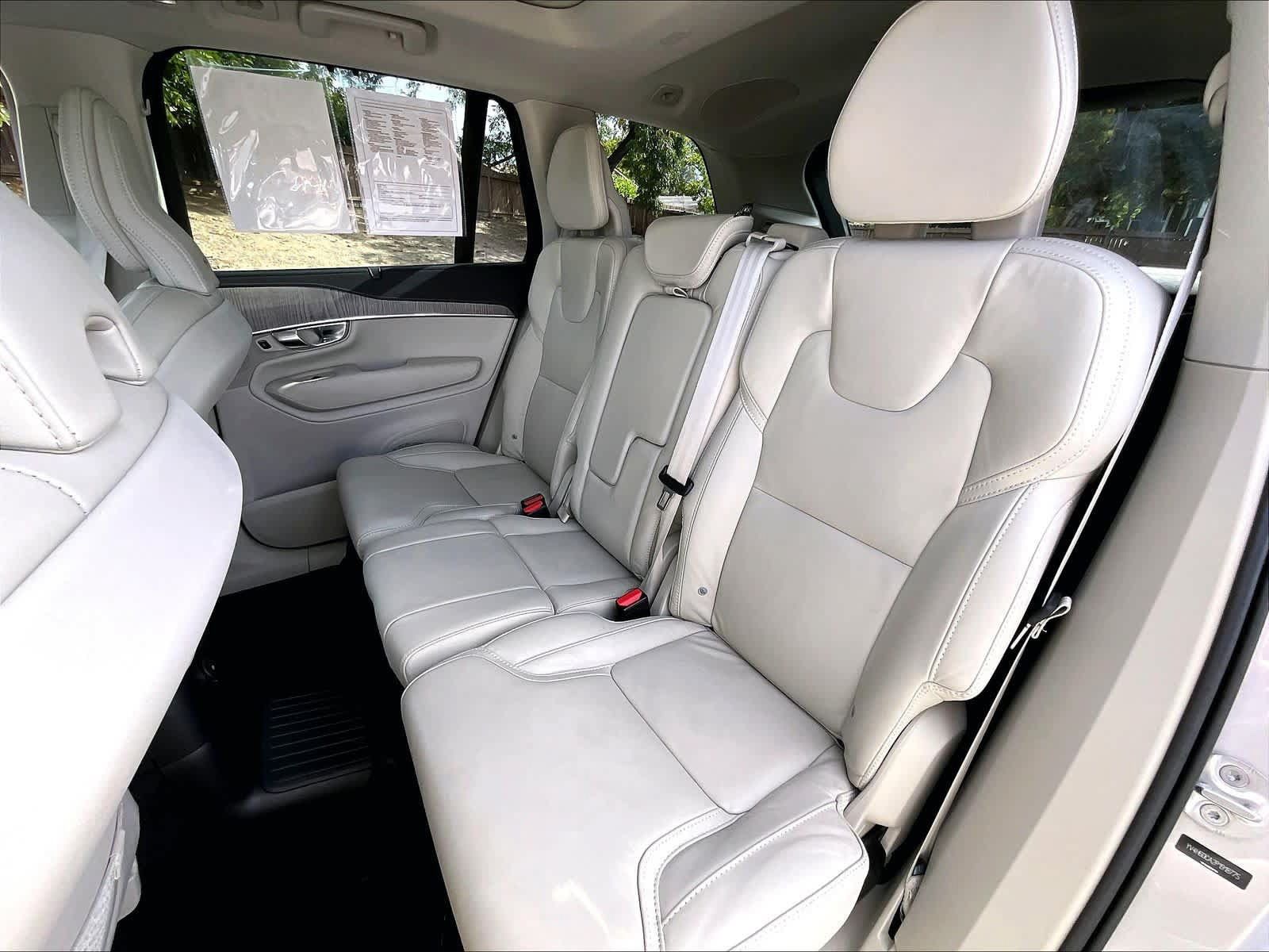 Used 2023 Volvo XC90 T8 Ultimate AWD/4WD image 29