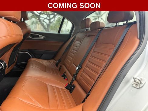 Used 2018 Alfa Romeo Giulia Ti Sport w/ Quick Order Package 22U Sport RWD image 11