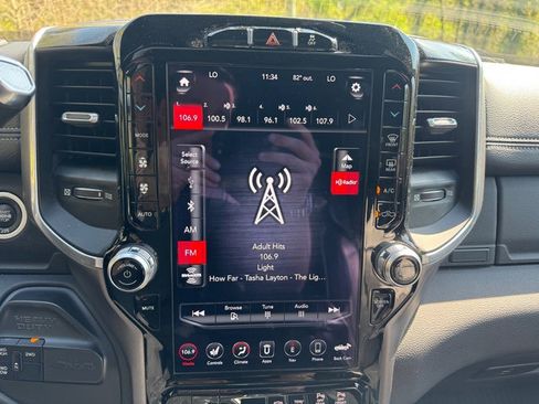 Used 2020 RAM 3500 Laramie w/ Night Edition image 30