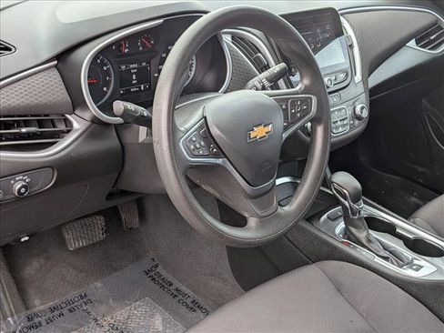 Used 2023 Chevrolet Malibu LT FWD image 10
