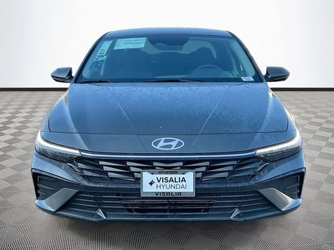 New 2026 Hyundai Elantra SE FWD image 2