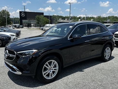 Certified 2026 Mercedes-Benz GLC 300 image 4