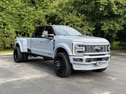 Used 2025 Ford F450 Platinum w/ FX4 Off-Road Package