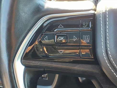 Used 2022 Jeep Grand Cherokee L Overland image 10