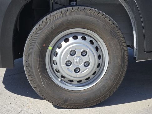 New 2026 RAM ProMaster 2500 w/ Convenience Group image 9