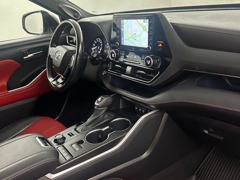 Used 2021 Toyota Highlander XSE AWD/4WD image 43