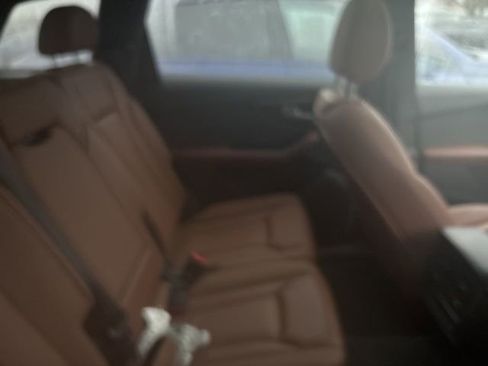 Used 2020 Audi Q7 3.0T Premium w/ Convenience Package image 9