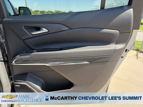 New 2026 Chevrolet Traverse Z71 w/ Enhanced Driving Package AWD/4WD image 30